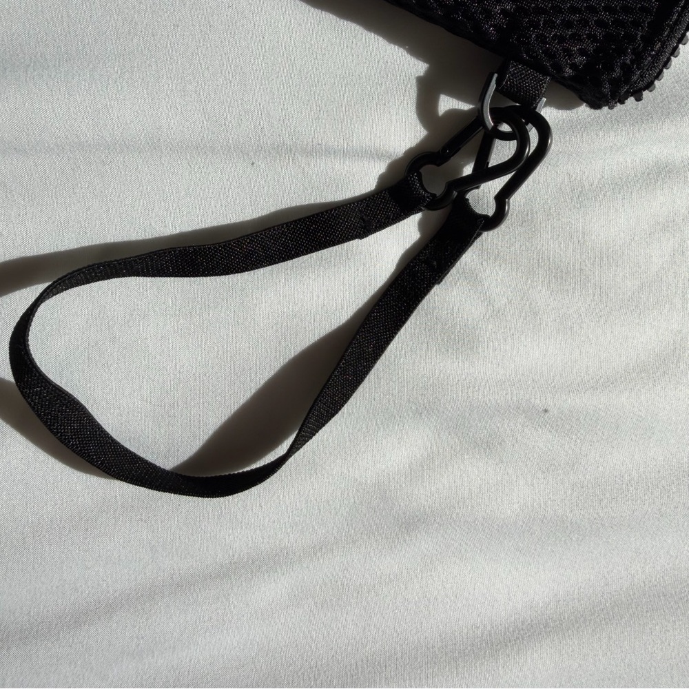 Dagne Dover Air Mesh Black Pouch Wristlet - Picture 9 of 12